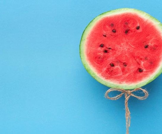 demo-attachment-1360-watermelon-balloon-on-blue-background-creative-57PNH8Q-3